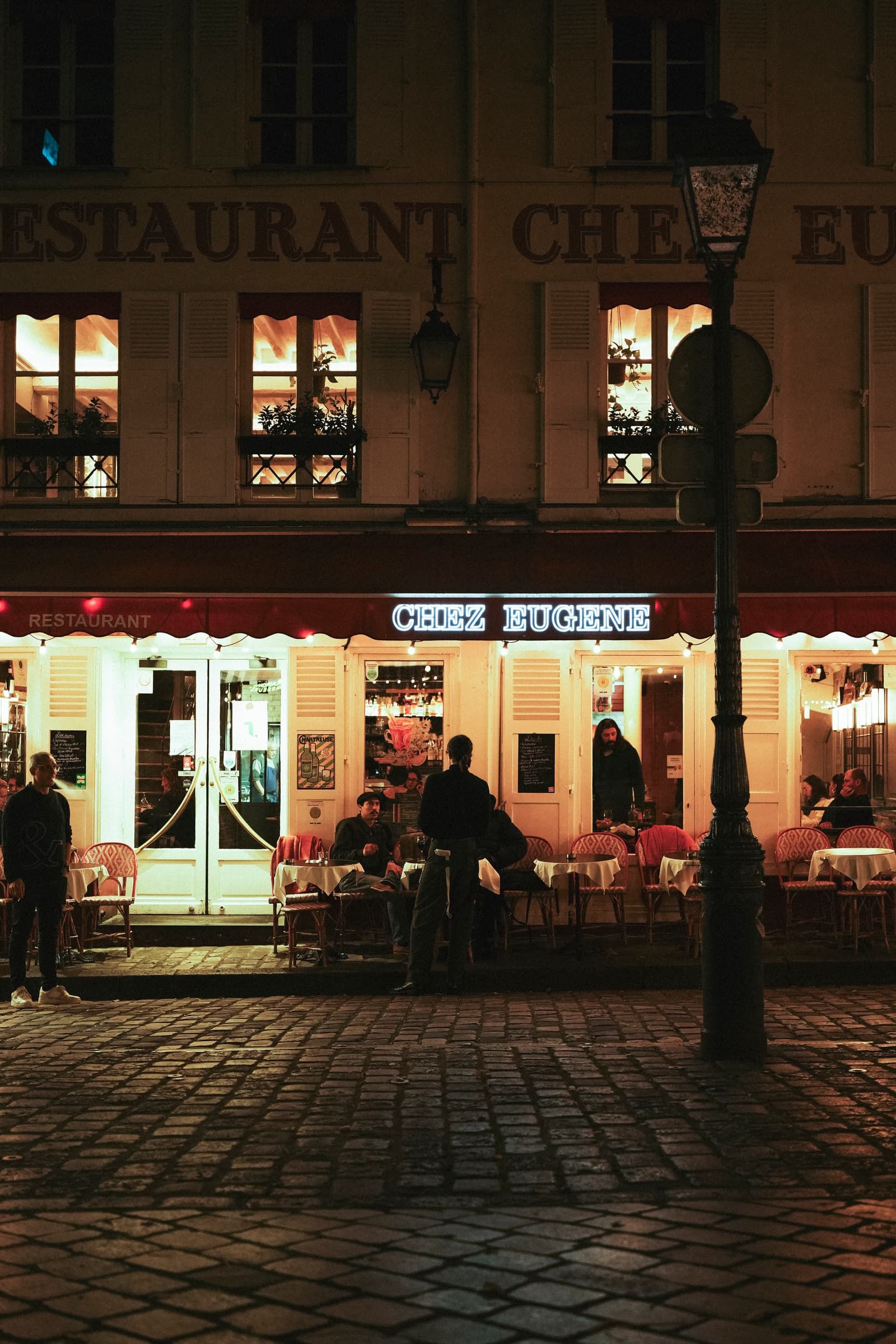 The front at night, seen from the empty square